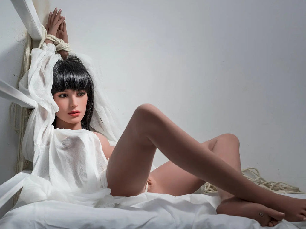 4'9" (148cm) - L-Cup Body