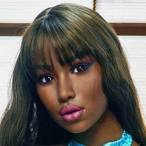 Extra Heads: - SEX LOVE DOLLS