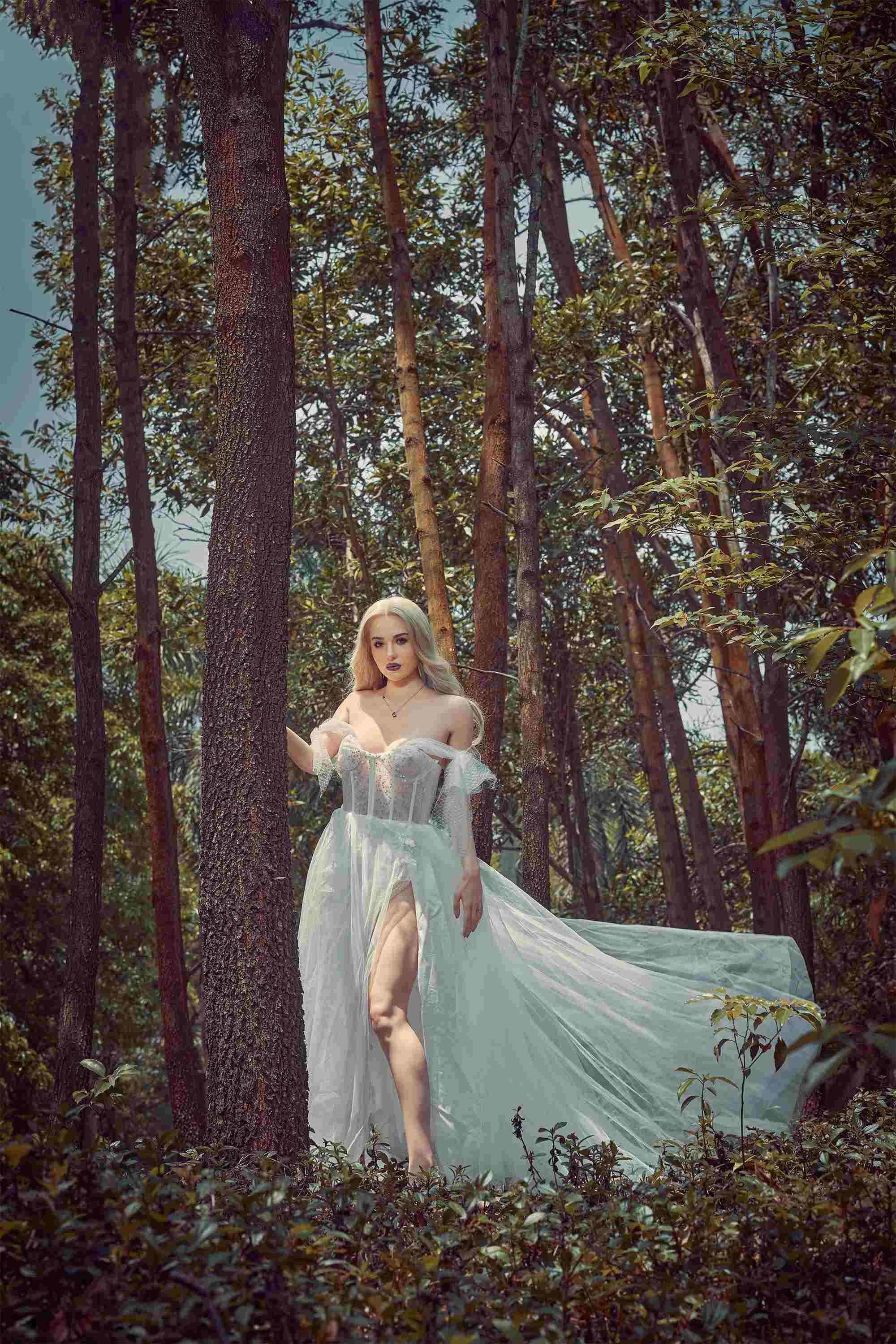 Carlyne - SEX LOVE DOLLS